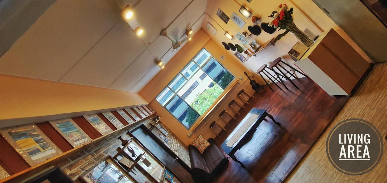 Escape Backpackers Kk Kota Kinabalu Exterior foto