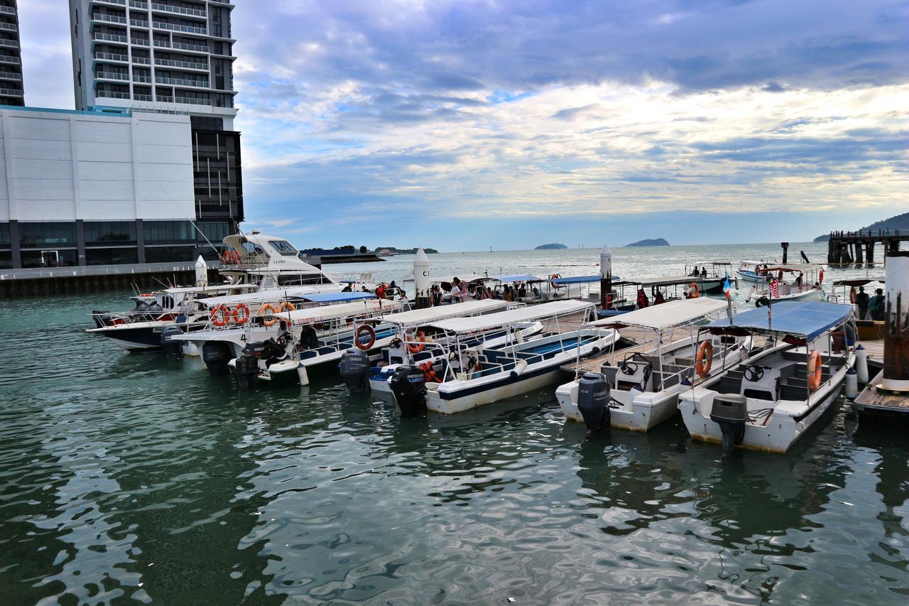 Escape Backpackers Kk Kota Kinabalu Exterior foto