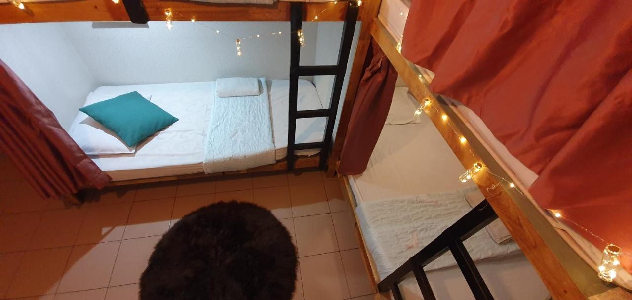Escape Backpackers Kk Kota Kinabalu Exterior foto